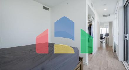 Residential - Single Family Home - Surrey, Canada - Canada