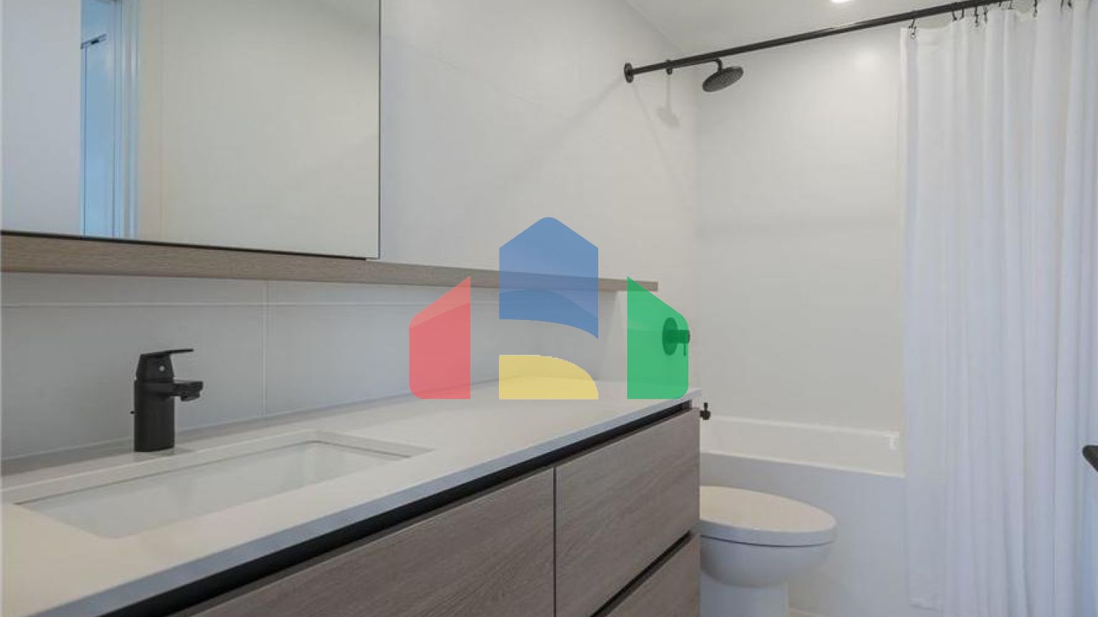 Residential - Single Family Home - Surrey, Canada - Canada