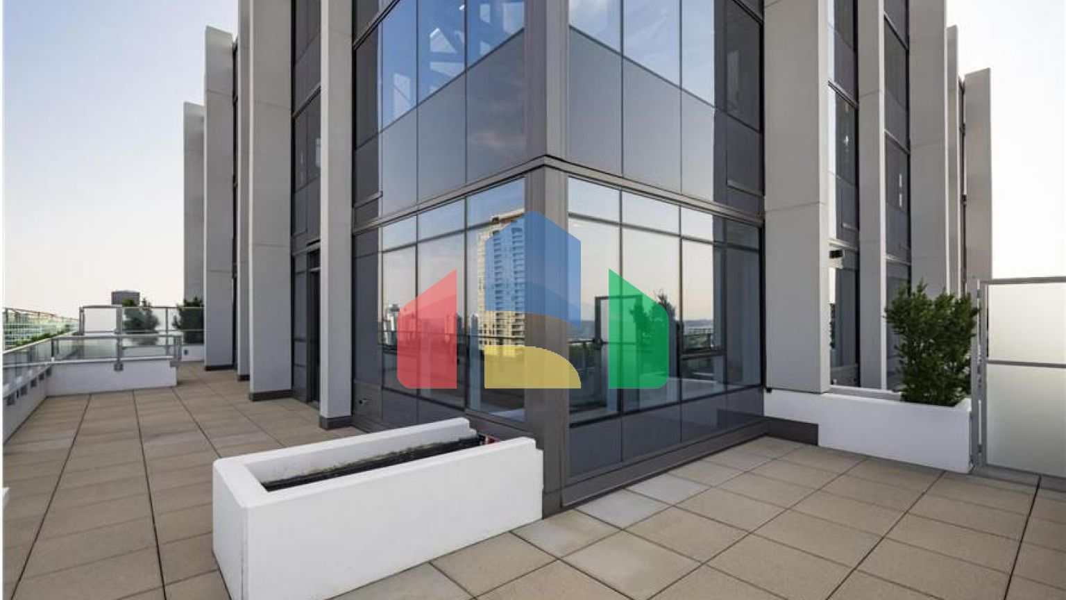 Residential - Single Family Home - Surrey, Canada - Canada