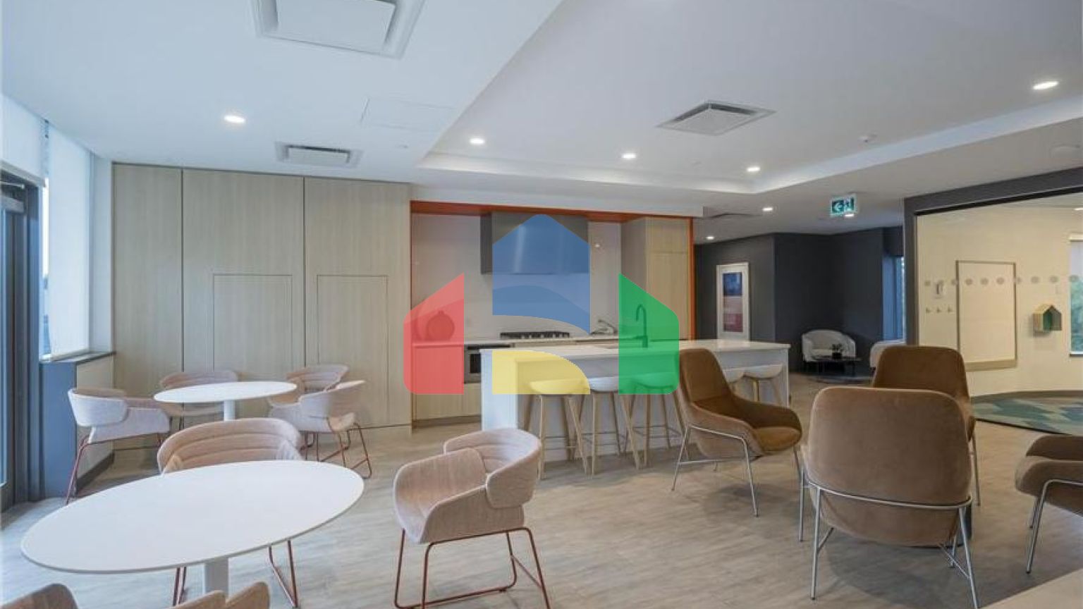 Residential - Single Family Home - Surrey, Canada - Canada