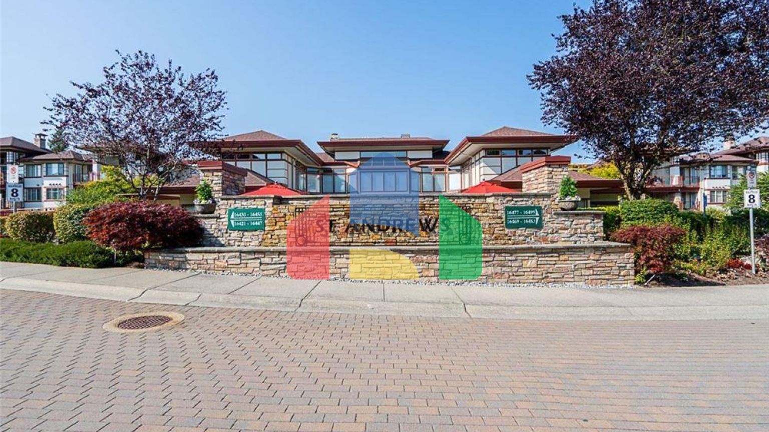 Residential - Condo/Apartment - Surrey, Canada - Canada