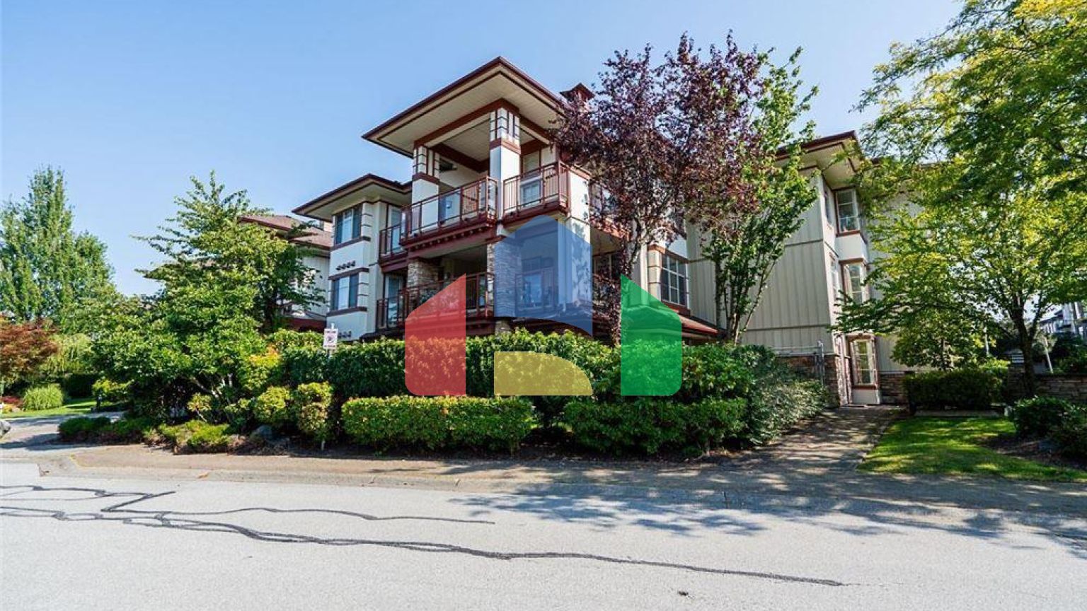 Residential - Condo/Apartment - Surrey, Canada - Canada