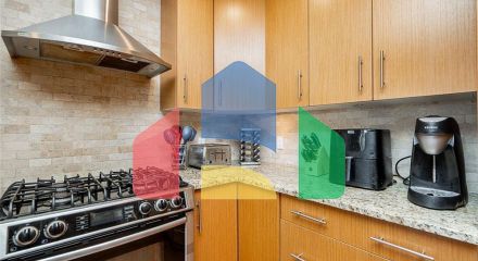 Residential - Condo/Apartment - Surrey, Canada - Canada