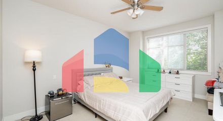 Residential - Condo/Apartment - Surrey, Canada - Canada