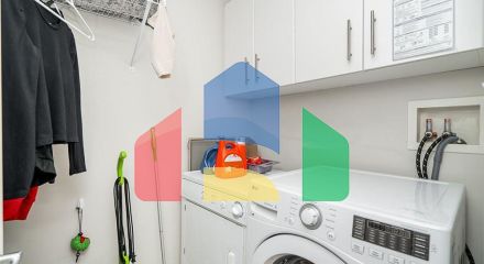 Residential - Condo/Apartment - Surrey, Canada - Canada