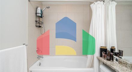 Residential - Condo/Apartment - Surrey, Canada - Canada