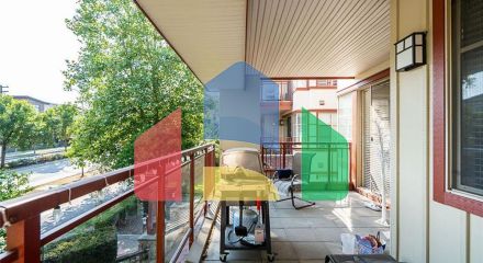 Residential - Condo/Apartment - Surrey, Canada - Canada