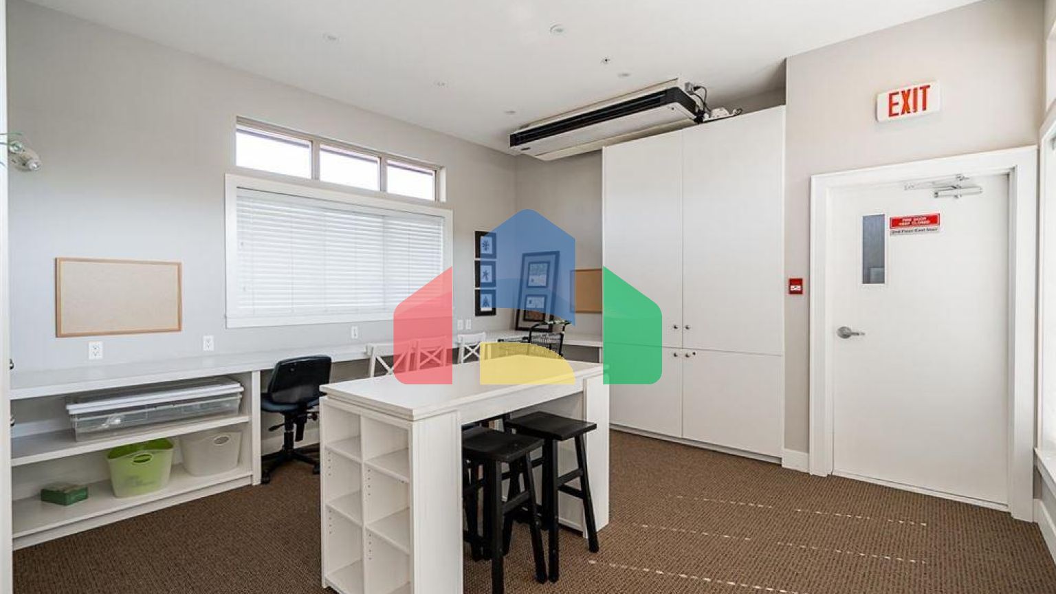 Residential - Condo/Apartment - Surrey, Canada - Canada