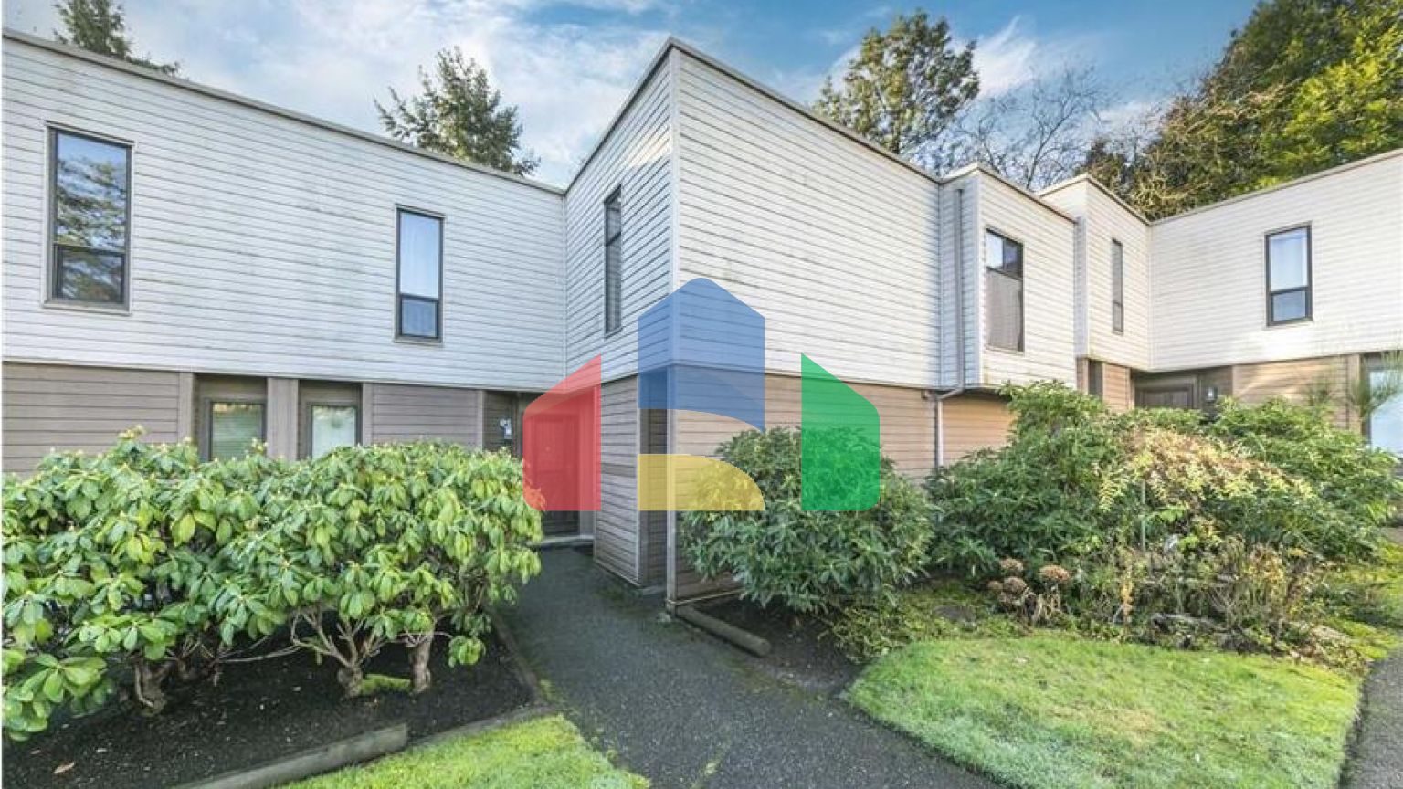 Residential - Townhouse - Surrey, Canada - Canada