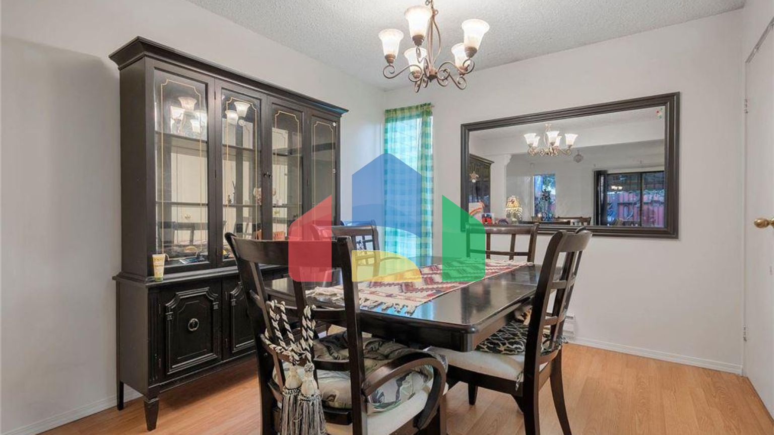 Residential - Townhouse - Surrey, Canada - Canada