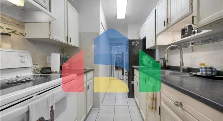 Residential - Townhouse - Surrey, Canada - Canada