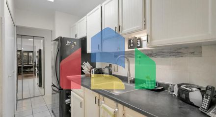 Residential - Townhouse - Surrey, Canada - Canada