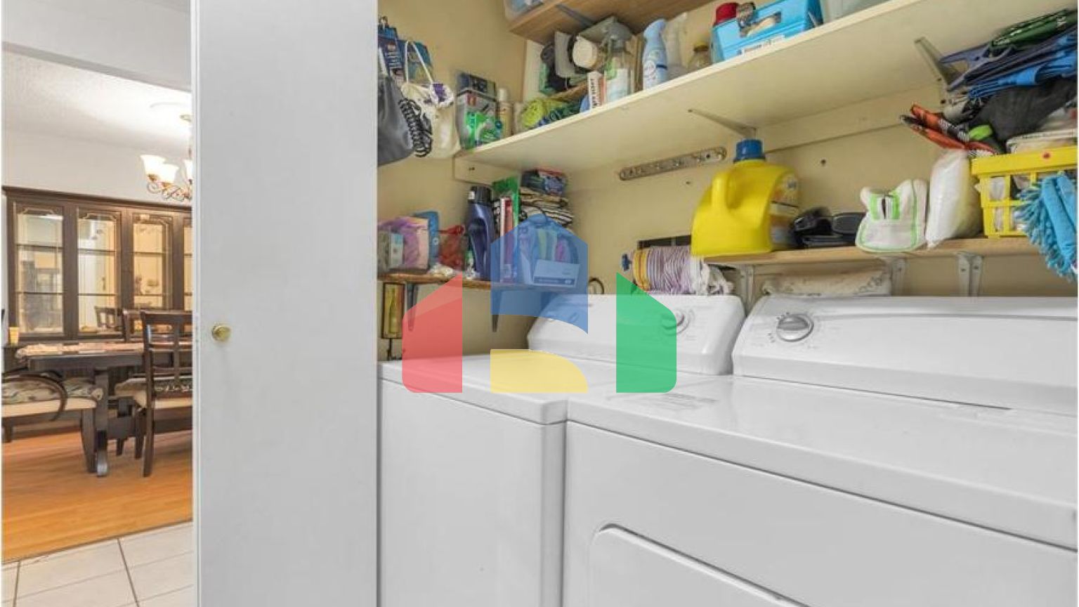 Residential - Townhouse - Surrey, Canada - Canada