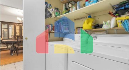 Residential - Townhouse - Surrey, Canada - Canada