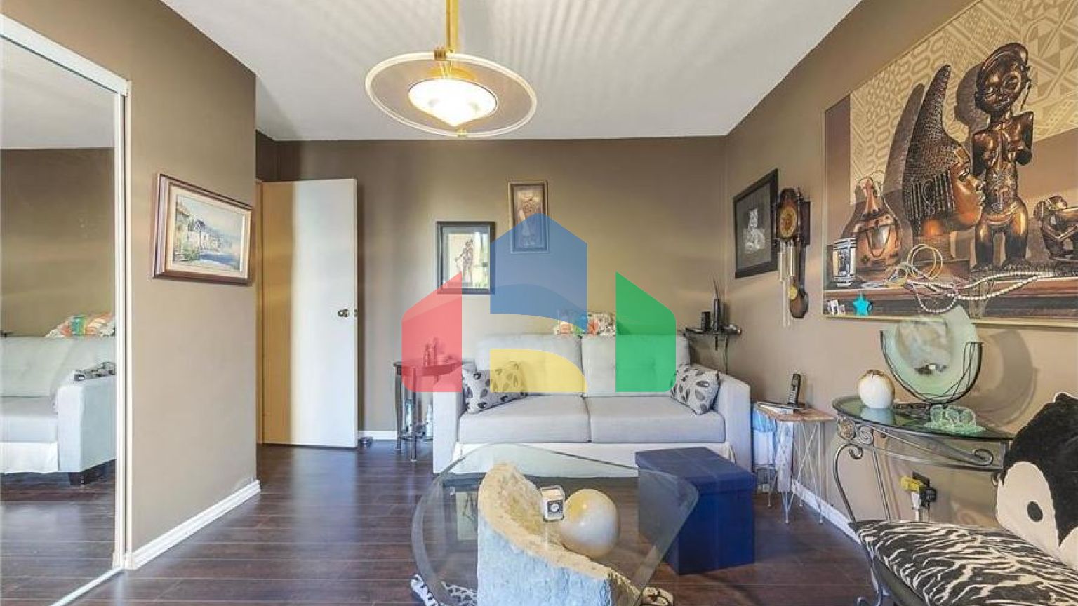 Residential - Townhouse - Surrey, Canada - Canada