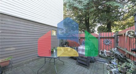 Residential - Townhouse - Surrey, Canada - Canada