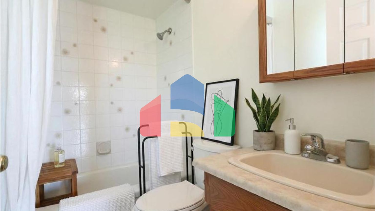 Residential - Single Family Home - Surrey, Canada - Canada