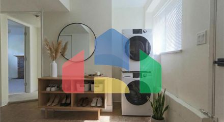 Residential - Single Family Home - Surrey, Canada - Canada