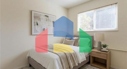 Residential - Single Family Home - Surrey, Canada - Canada