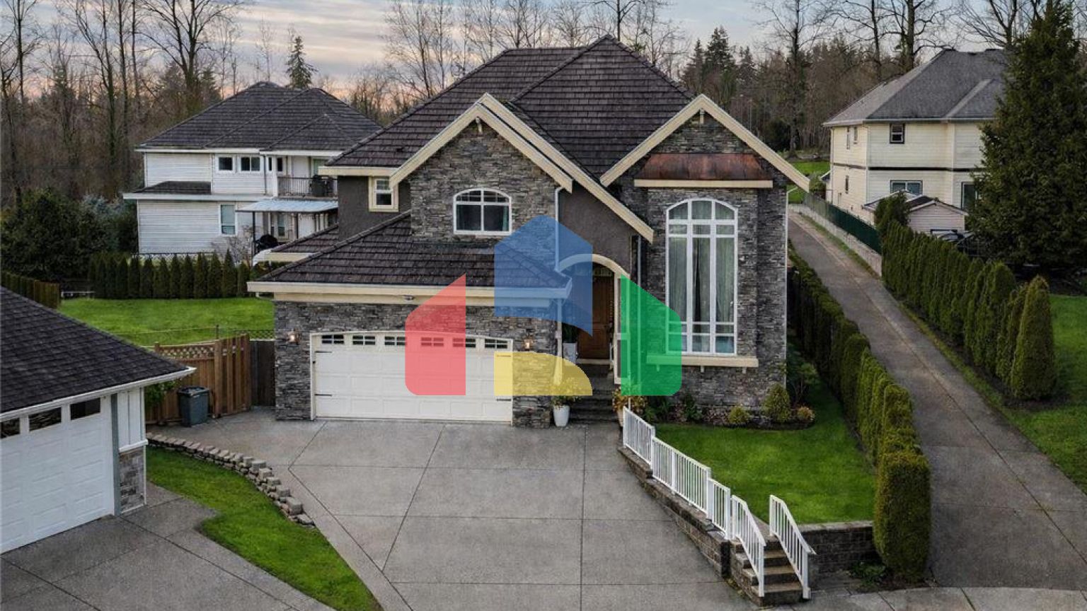 Residential - Single Family Home - Surrey, Canada - Canada