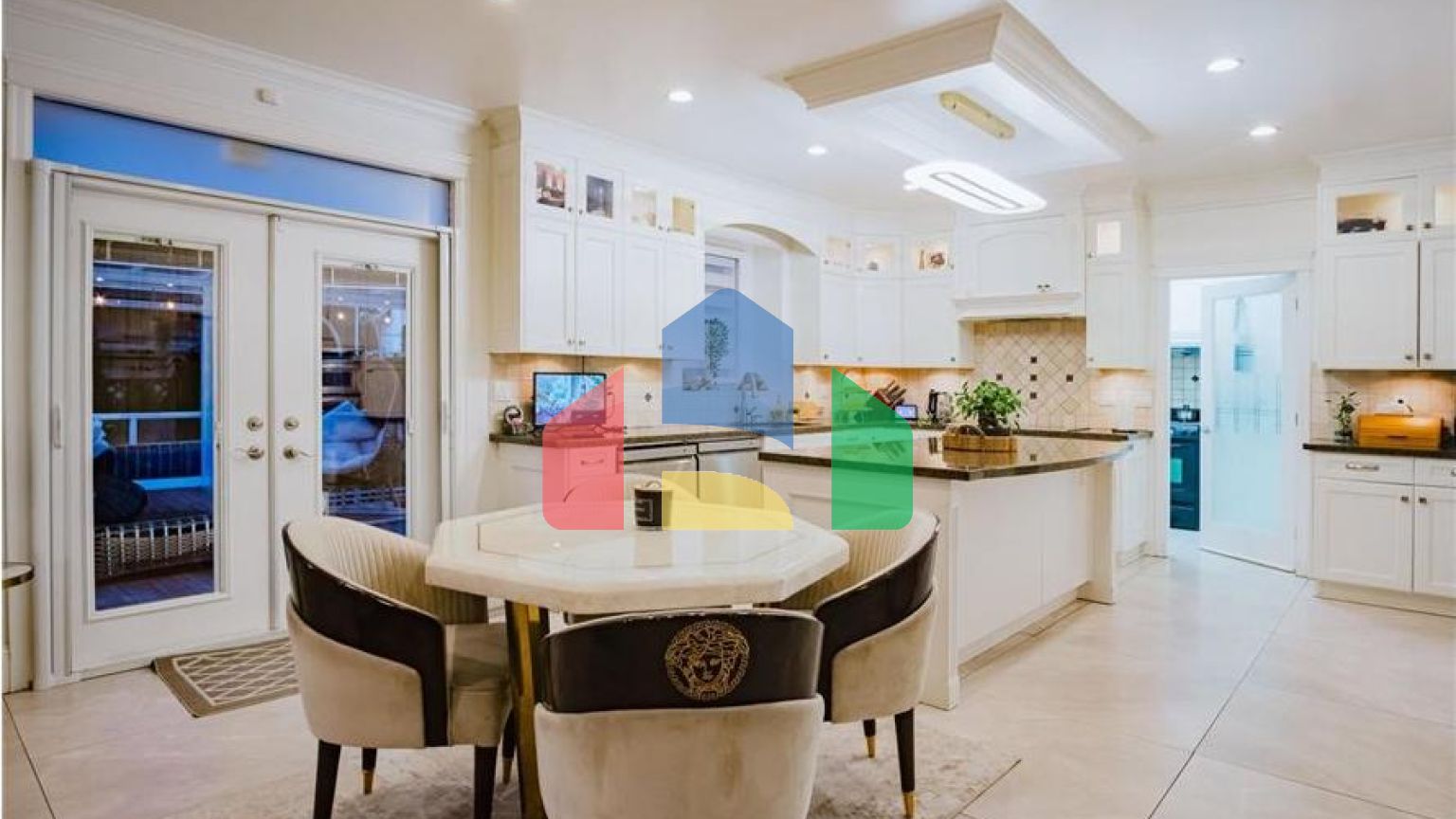 Residential - Single Family Home - Surrey, Canada - Canada