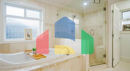 Residential - Single Family Home - Surrey, Canada - Canada