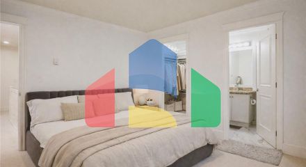 Residential - Single Family Home - Surrey, Canada - Canada