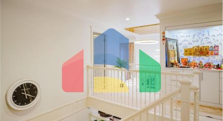 Residential - Single Family Home - Surrey, Canada - Canada