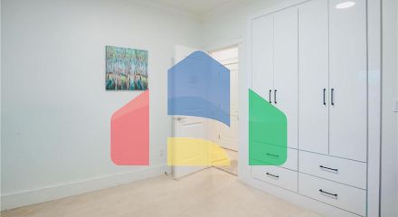 Residential - Single Family Home - Surrey, Canada - Canada