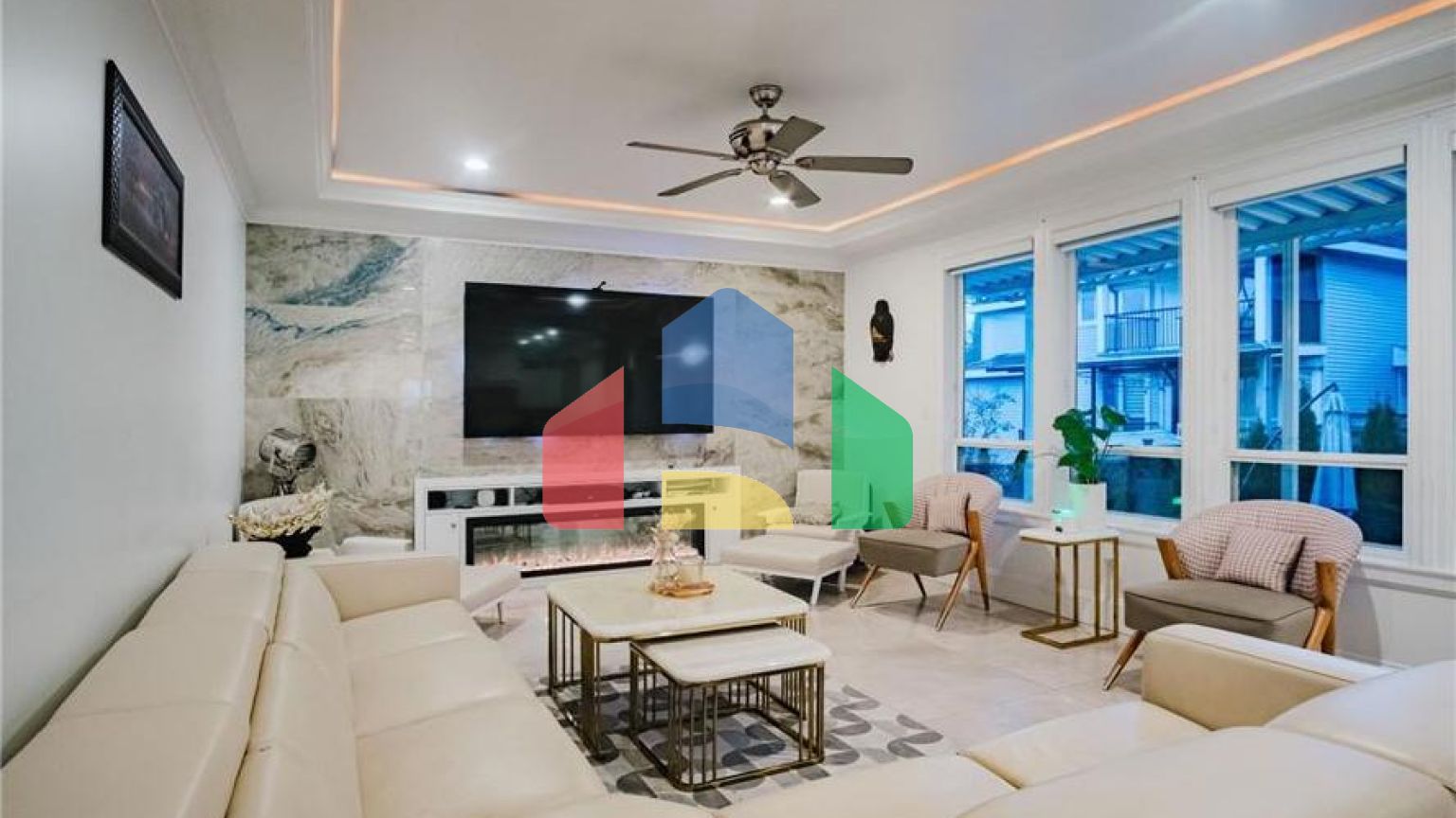 Residential - Single Family Home - Surrey, Canada - Canada