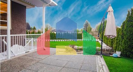 Residential - Single Family Home - Surrey, Canada - Canada