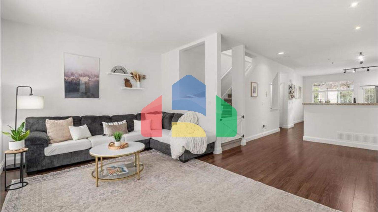 Residential - Townhouse - Surrey, Canada - Canada