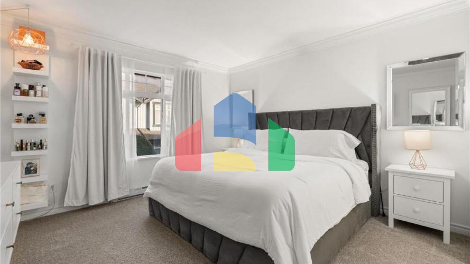 Residential - Townhouse - Surrey, Canada - Canada