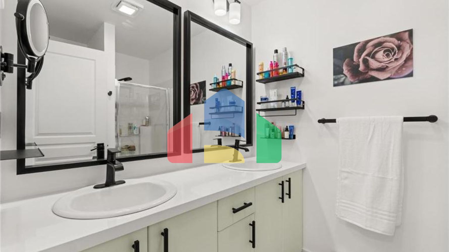 Residential - Townhouse - Surrey, Canada - Canada