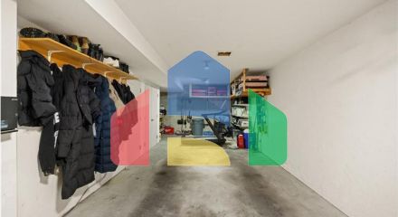 Residential - Townhouse - Surrey, Canada - Canada