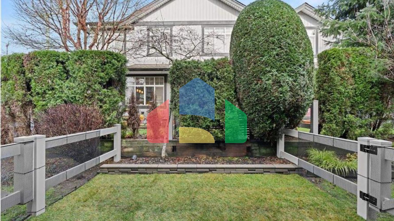 Residential - Townhouse - Surrey, Canada - Canada