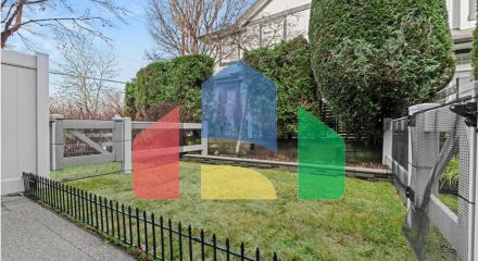 Residential - Townhouse - Surrey, Canada - Canada