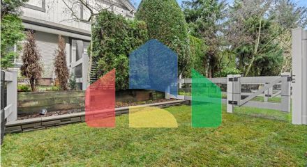 Residential - Townhouse - Surrey, Canada - Canada