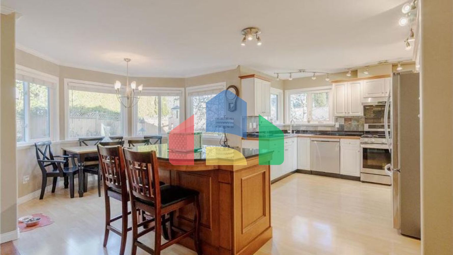 Residential - Single Family Home - Surrey, Canada - Canada