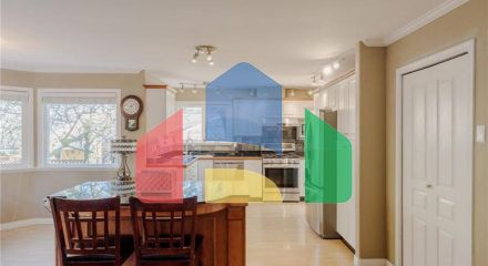 Residential - Single Family Home - Surrey, Canada - Canada