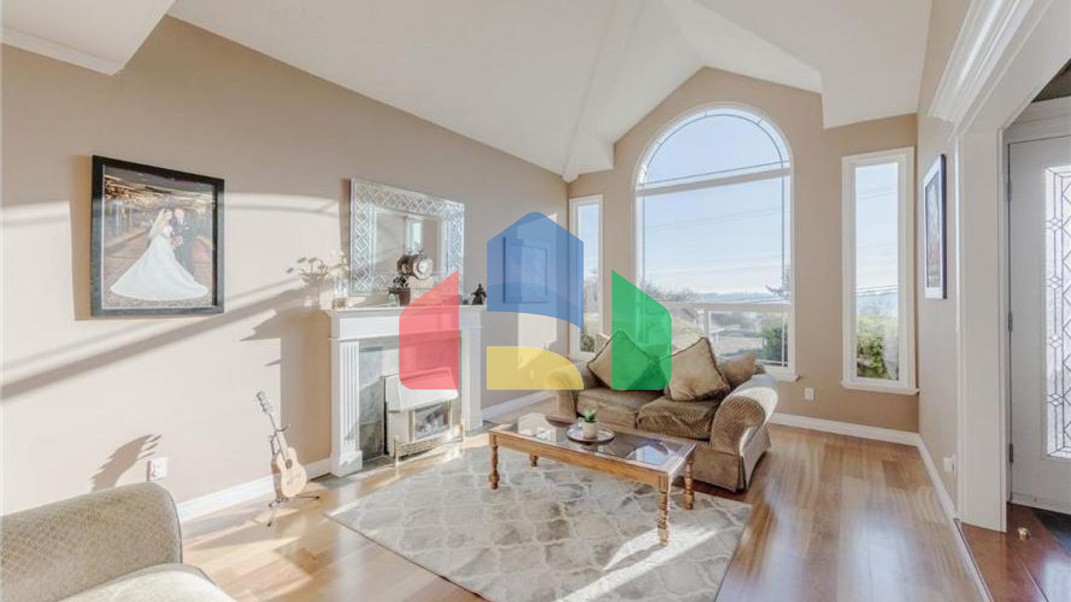 Residential - Single Family Home - Surrey, Canada - Canada