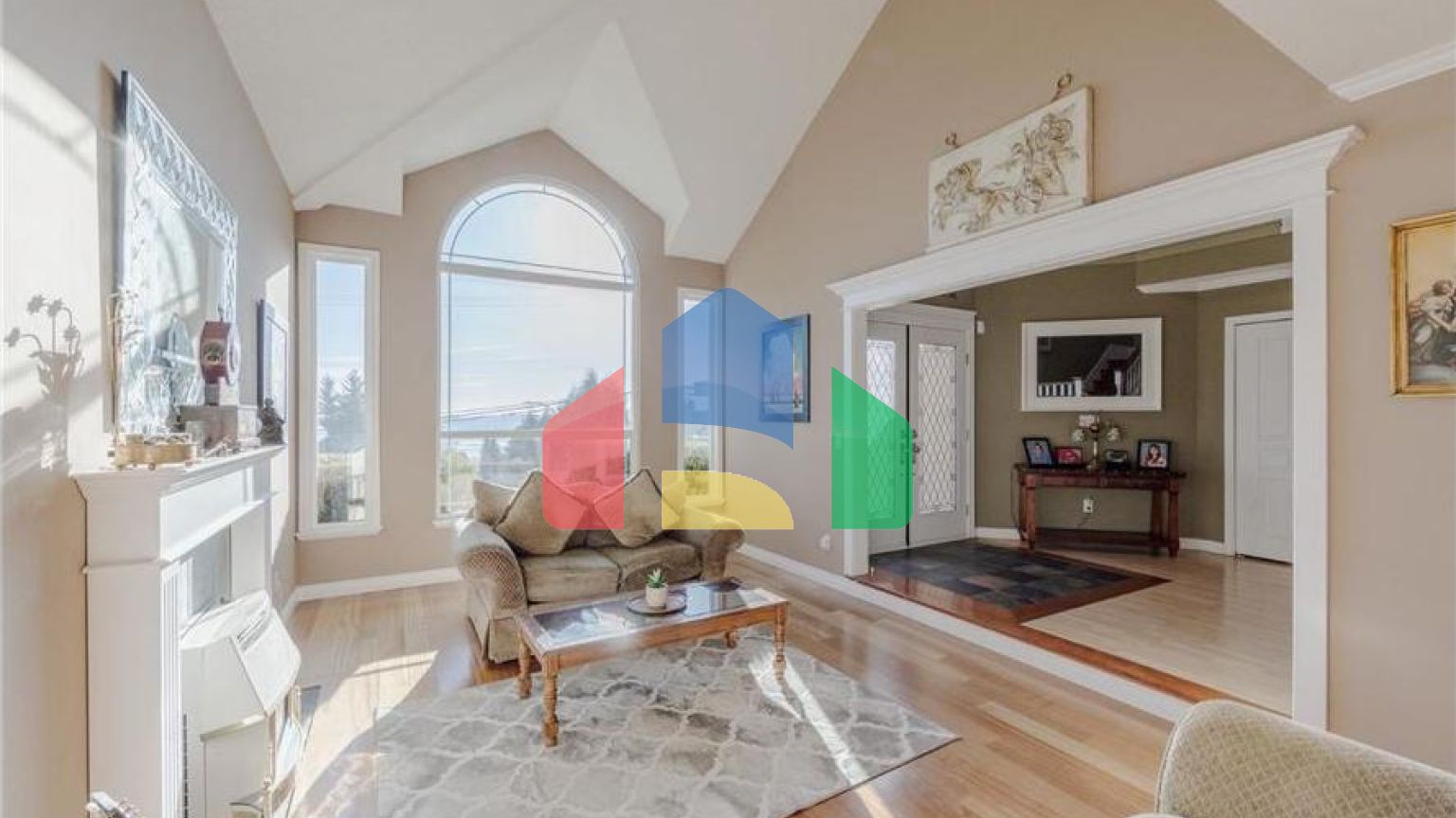 Residential - Single Family Home - Surrey, Canada - Canada