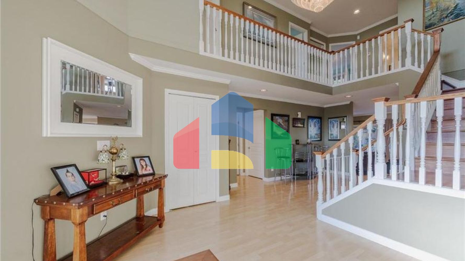 Residential - Single Family Home - Surrey, Canada - Canada