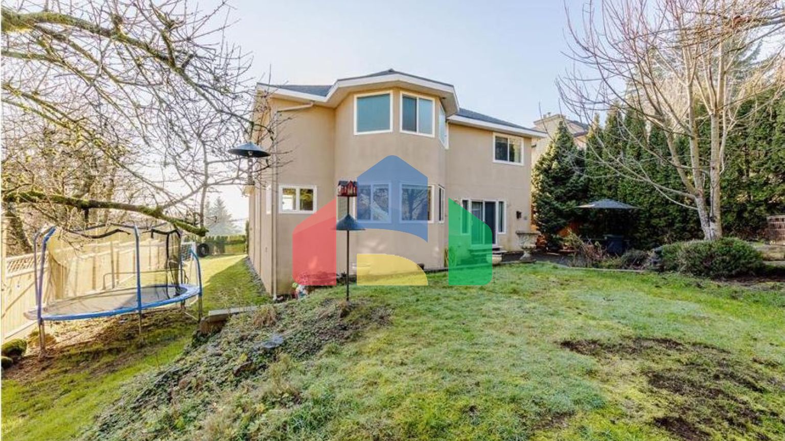 Residential - Single Family Home - Surrey, Canada - Canada