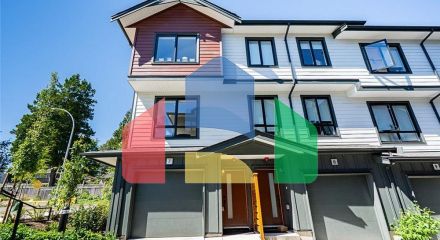 Residential - Townhouse - Surrey, Canada - Canada