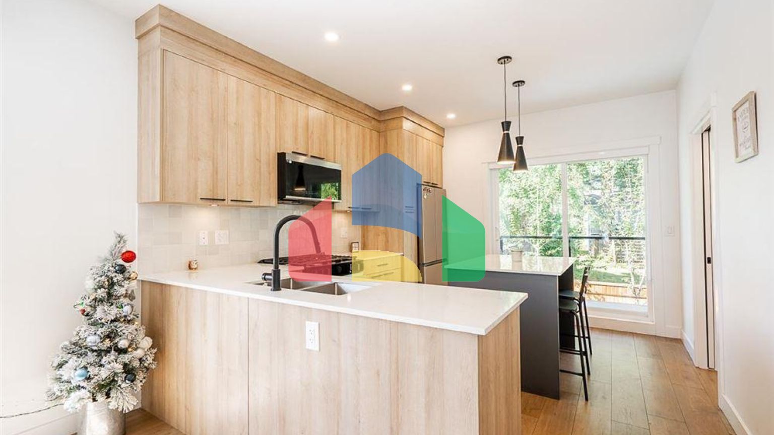 Residential - Townhouse - Surrey, Canada - Canada