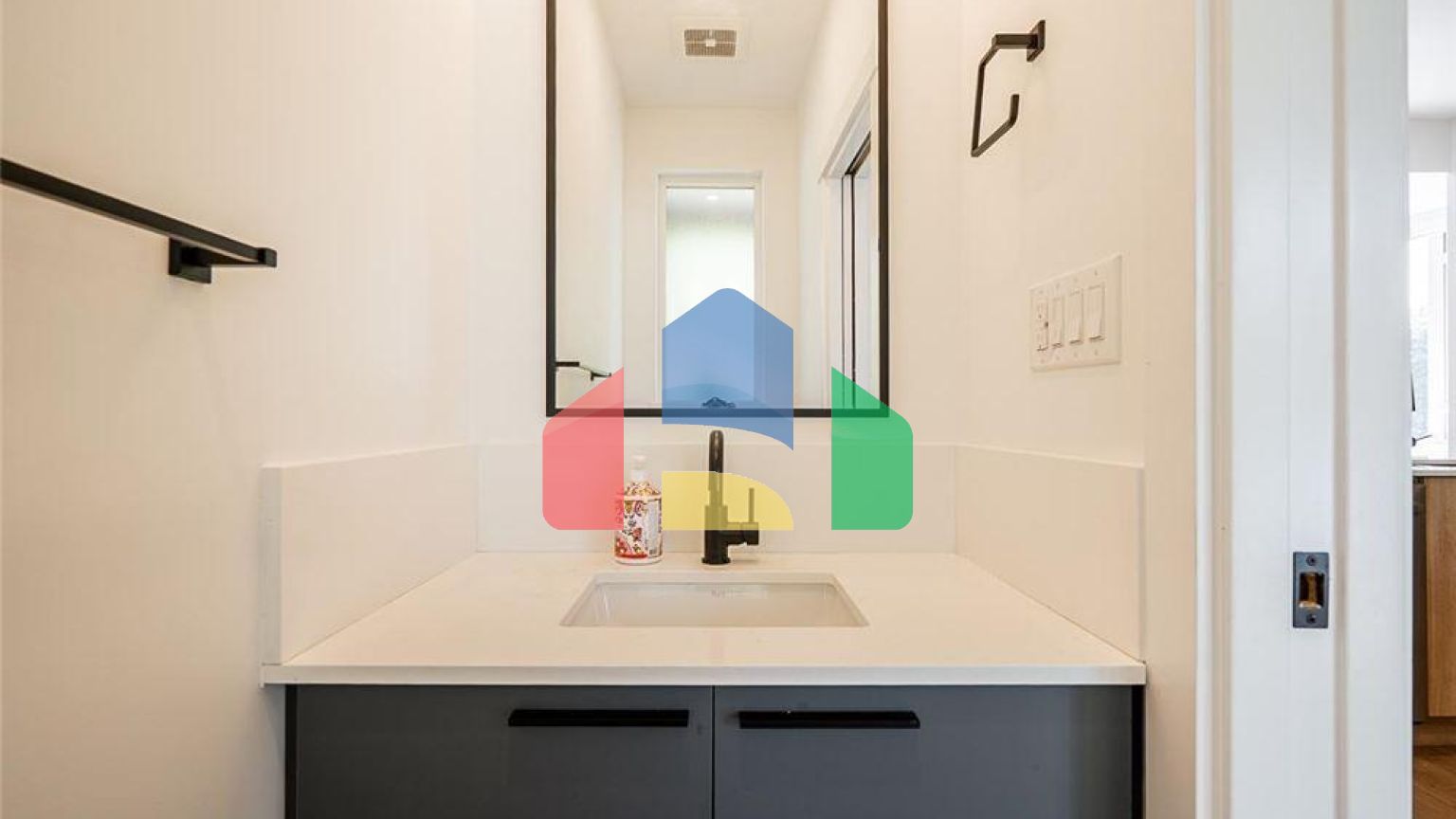 Residential - Townhouse - Surrey, Canada - Canada