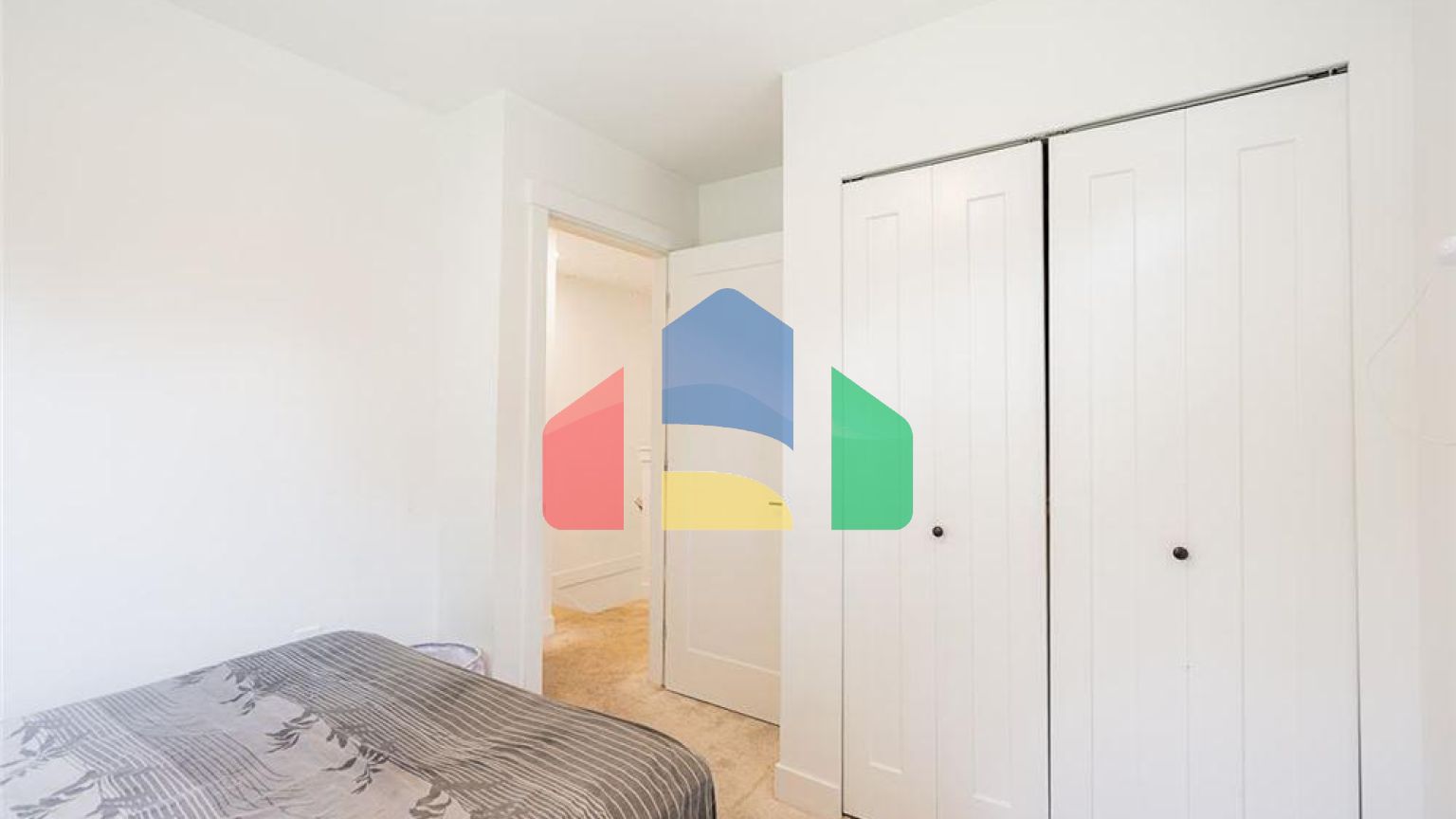 Residential - Townhouse - Surrey, Canada - Canada