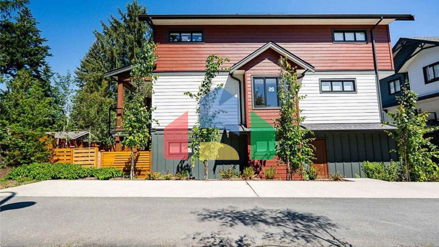 Residential - Townhouse - Surrey, Canada - Canada