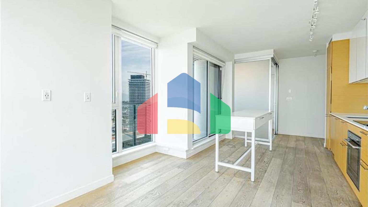 Residential - Single Family Home - Surrey, Canada - Canada